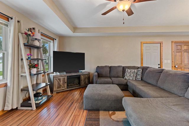2270 LENSMIRE LANE, Waupaca, WI 54981