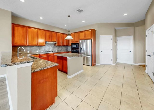 5704 SEA TROUT PLACE, Apollo Beach, FL 33572