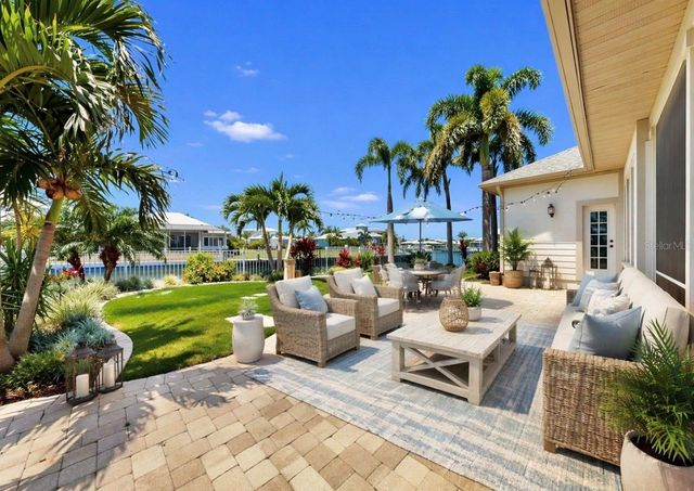 5704 SEA TROUT PLACE, Apollo Beach, FL 33572