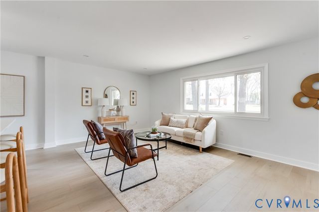 10900 London Dr, Glen Allen, VA 23060