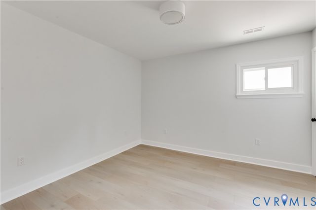 10900 London Dr, Glen Allen, VA 23060