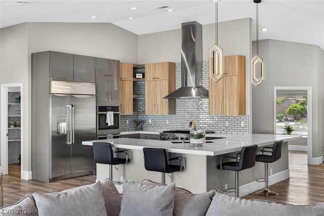 363 East Robindale Road, Las Vegas, NV 89123