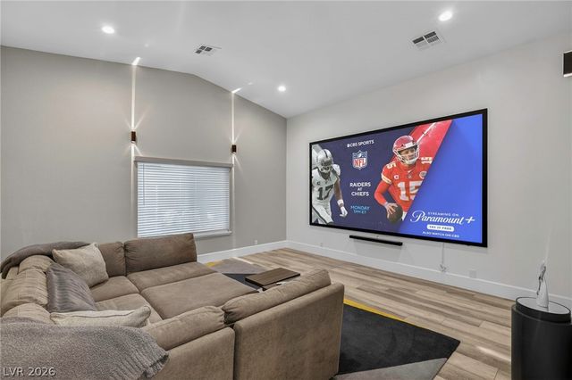 363 East Robindale Road, Las Vegas, NV 89123