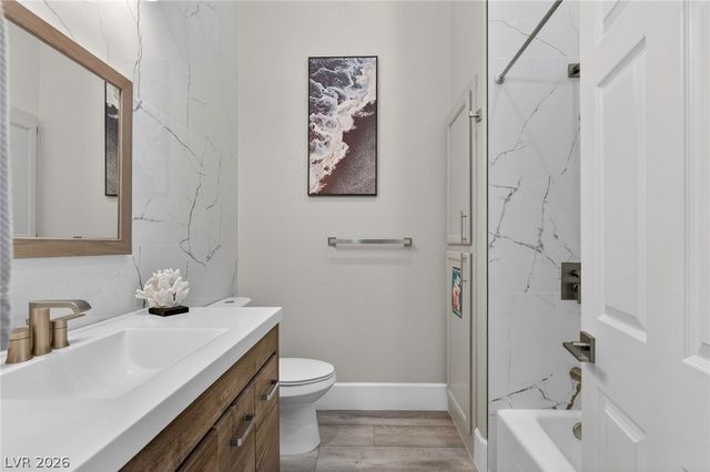 363 East Robindale Road, Las Vegas, NV 89123