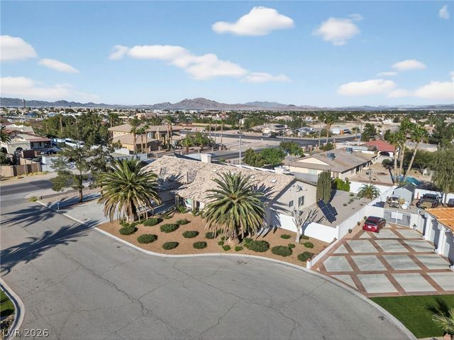 363 East Robindale Road, Las Vegas, NV 89123