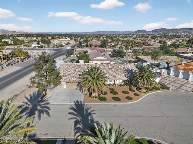 363 East Robindale Road, Las Vegas, NV 89123
