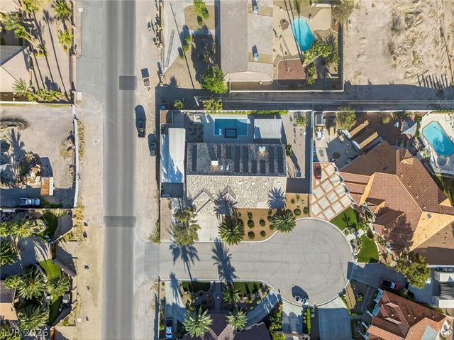 363 East Robindale Road, Las Vegas, NV 89123