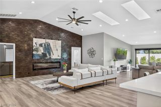 363 East Robindale Road, Las Vegas, NV 89123