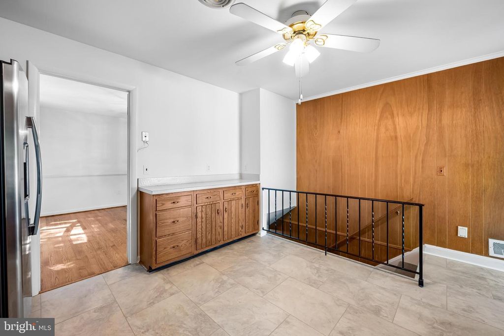 Image 23 of property listing at 101 DALEVIEW CT, Lutherville Timonium, MD 21093