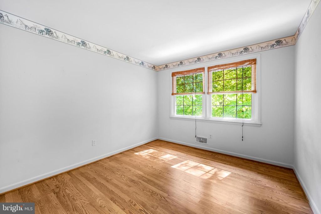 Image 25 of property listing at 101 DALEVIEW CT, Lutherville Timonium, MD 21093