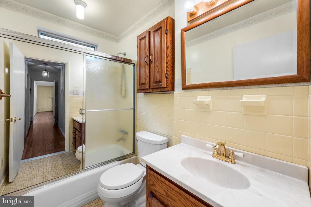 Image 29 of property listing at 101 DALEVIEW CT, Lutherville Timonium, MD 21093