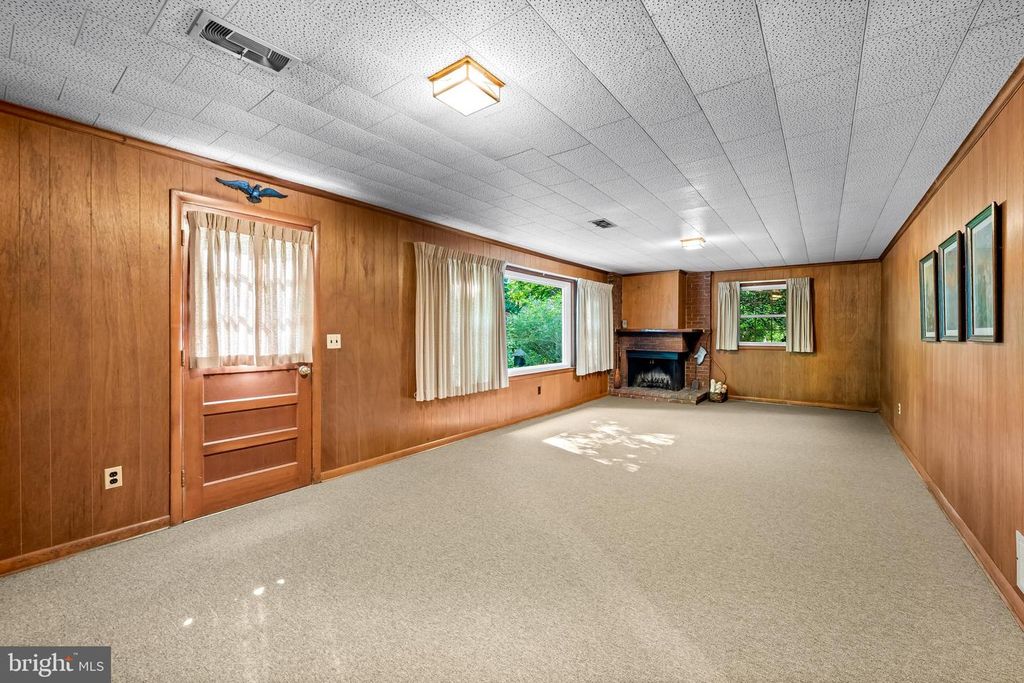 Image 42 of property listing at 101 DALEVIEW CT, Lutherville Timonium, MD 21093