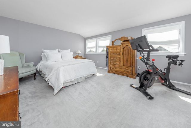 10 WHITE BIRCH CT, Blackwood, NJ 08012