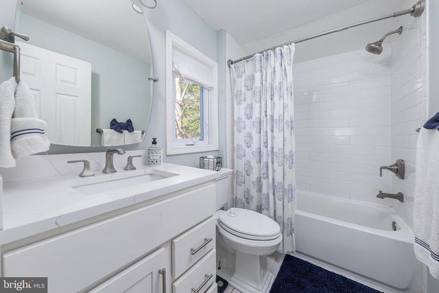 10 WHITE BIRCH CT, Blackwood, NJ 08012