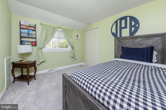 10 WHITE BIRCH CT, Blackwood, NJ 08012