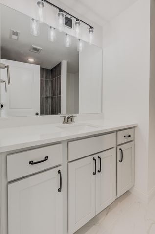 820 ANGELS REST WAY, Columbia, MO 65203