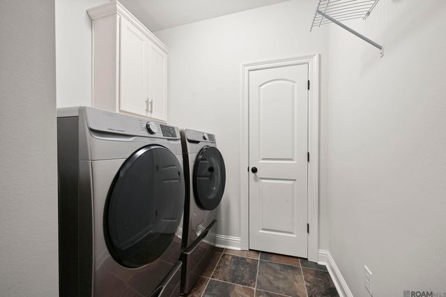 471 Lake Breeze Dr, Baton Rouge, LA 70820