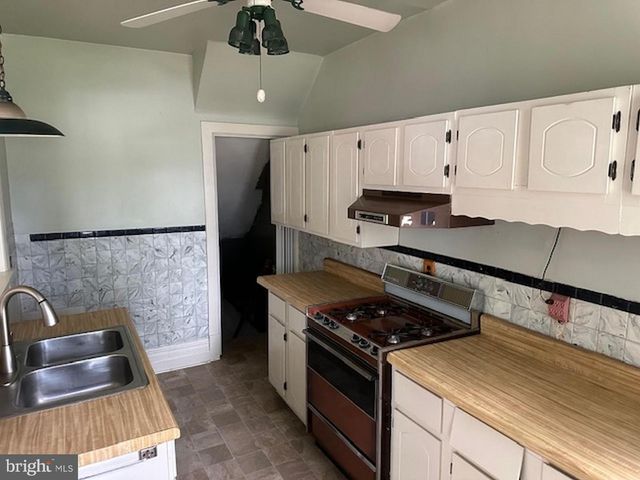 3139 N 6TH ST, Harrisburg, PA 17110