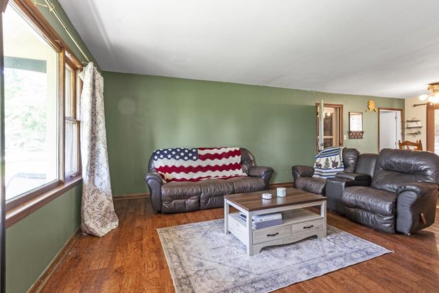 891 E Daffodil LANE, Beloit, WI 53511