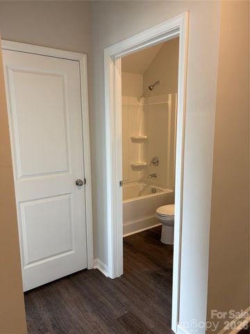 2720 Trawler Way, Kannapolis, NC 28083
