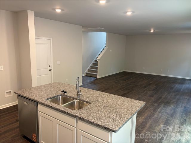 2720 Trawler Way, Kannapolis, NC 28083