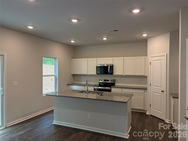 2720 Trawler Way, Kannapolis, NC 28083