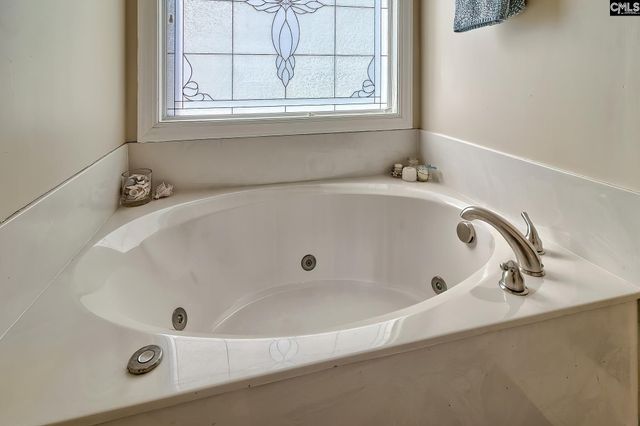 121 Rivendell Drive, Lexington, SC 29073