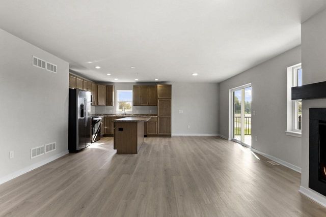 216 Wild Rose Way, Stoughton, WI 53589