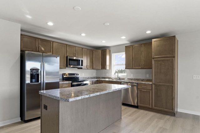216 Wild Rose Way, Stoughton, WI 53589