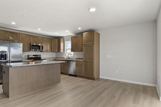 216 Wild Rose Way, Stoughton, WI 53589