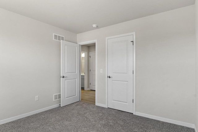 216 Wild Rose Way, Stoughton, WI 53589