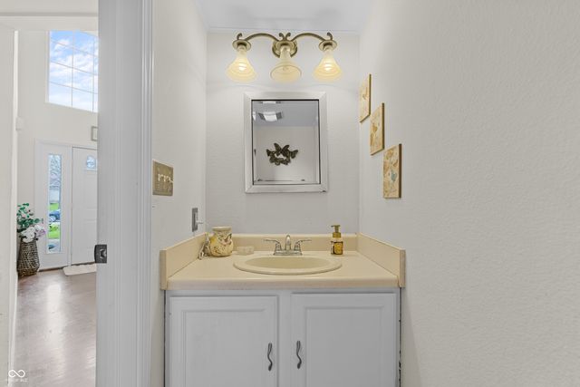 792 N Shore Boulevard, Franklin, IN 46131