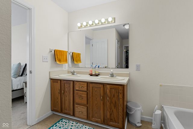 792 N Shore Boulevard, Franklin, IN 46131