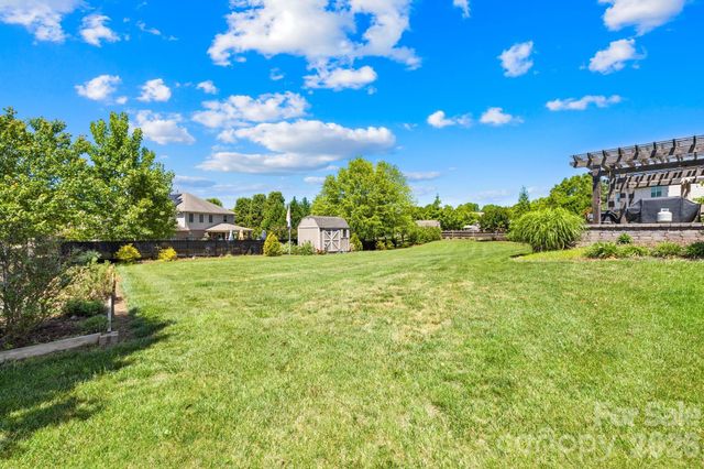 126 Tall Fern Loop, Mooresville, NC 28117