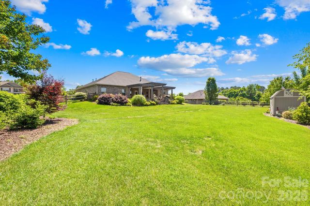 126 Tall Fern Loop, Mooresville, NC 28117