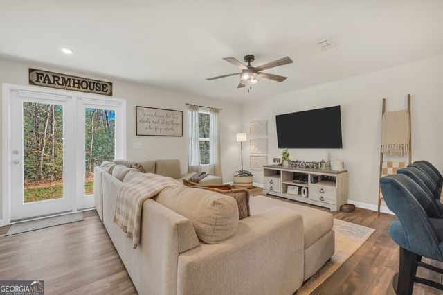 135 Catalpa Road, Milner, GA 30257