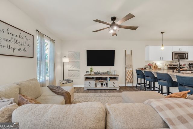 135 Catalpa Road, Milner, GA 30257