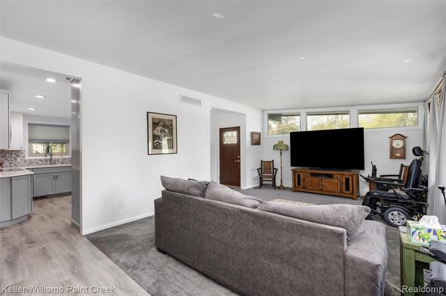 3340 Ordam Court, Oakland, MI 48363