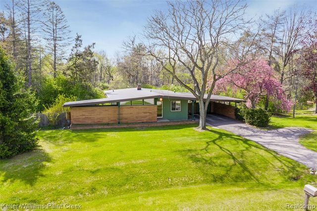 3340 Ordam Court, Oakland, MI 48363