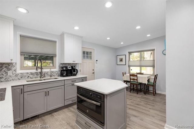 3340 Ordam Court, Oakland, MI 48363