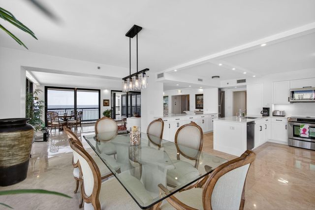 5380 N Ocean Drive 24j, Singer Island, FL 33404