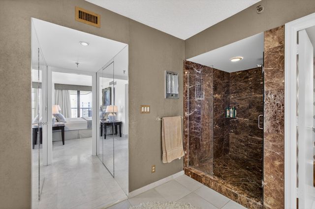 5380 N Ocean Drive 24j, Singer Island, FL 33404