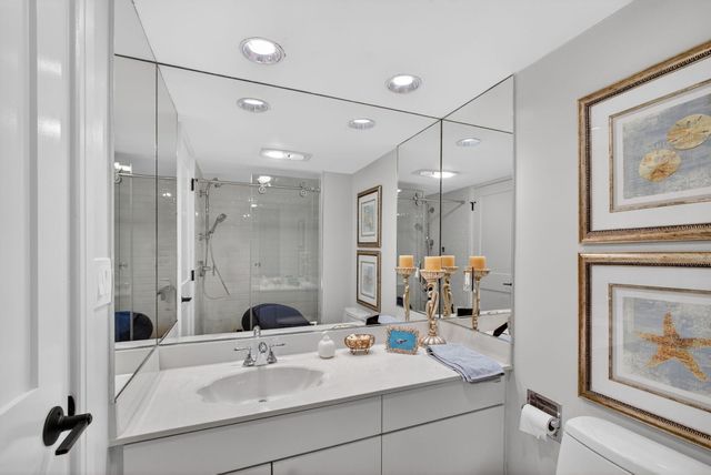 5380 N Ocean Drive 24j, Singer Island, FL 33404