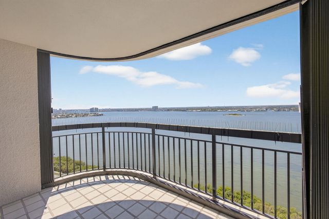 5380 N Ocean Drive 24j, Singer Island, FL 33404