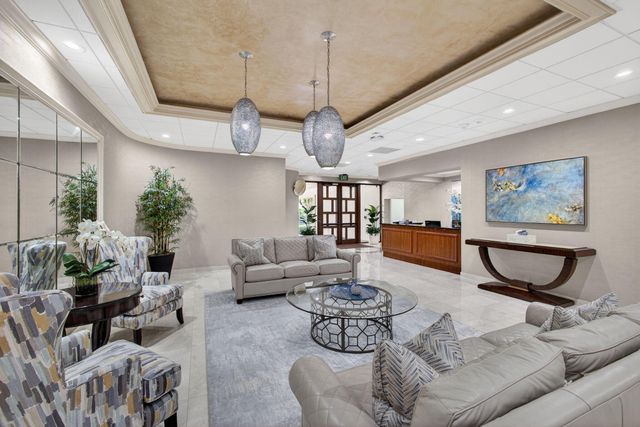 5380 N Ocean Drive 24j, Singer Island, FL 33404