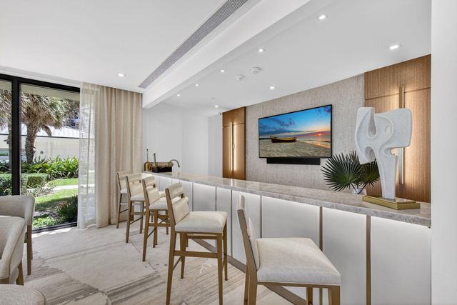 5380 N Ocean Drive 24j, Singer Island, FL 33404