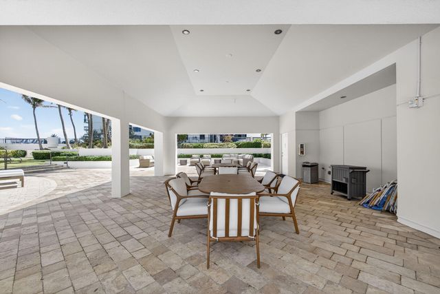 5380 N Ocean Drive 24j, Singer Island, FL 33404