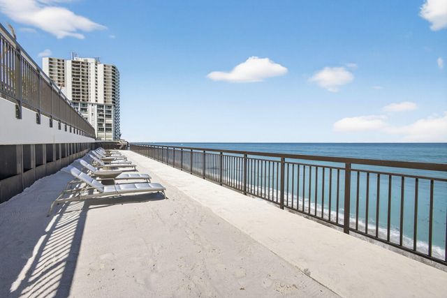 5380 N Ocean Drive 24j, Singer Island, FL 33404