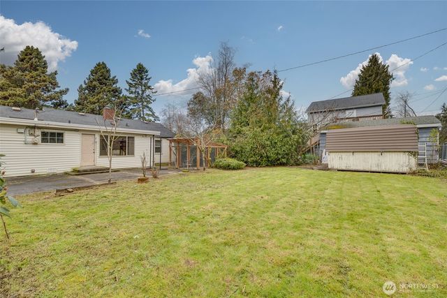 15548 9th Avenue NE, Shoreline, WA 98155