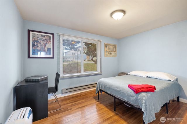 15548 9th Avenue NE, Shoreline, WA 98155